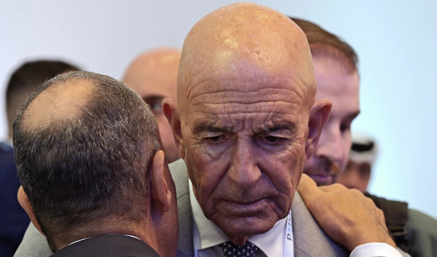 عرض أميركي بـ«توحيد الساحات»..  برّاك للإسرائيليين: تعطيل السلاح... لا نزعه