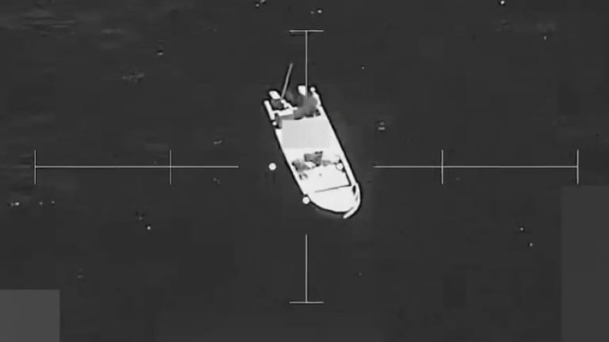 8 قتلى بغارات أميركية في المحيط الهادي