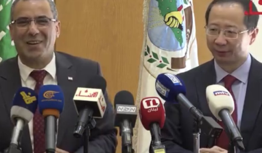 هاني وقع وسفير الصين اتفاقية لتقديم طائرات بدون طيار لرش المبيدات: تعاون زراعي يفتح الآفاق للتبادل التقني والعملي والتدريب