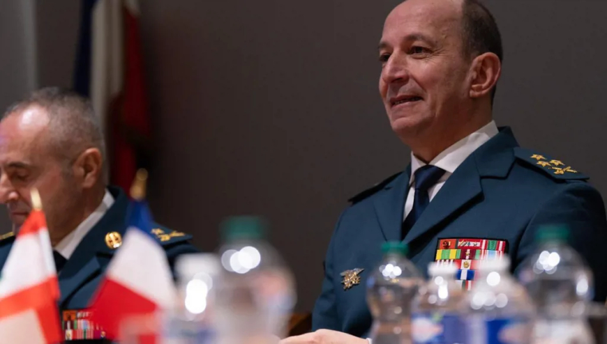 مساع لدفع خطة نزع سلاح "الحزب".. من التقى هيكل في باريس؟