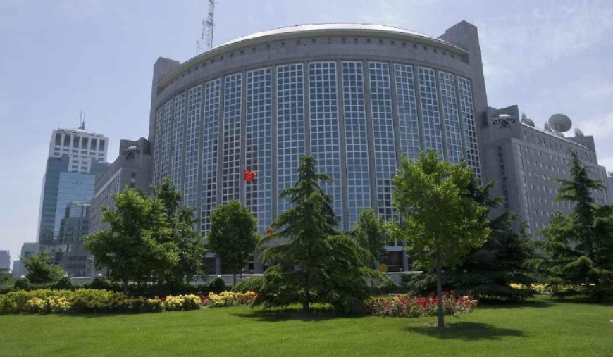 الخارجية الصينية ترد على زيلينسكي: التهديدات مرفوضة