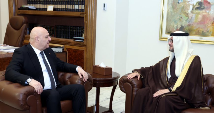 الرئيس عون استقبل السفير السعودي