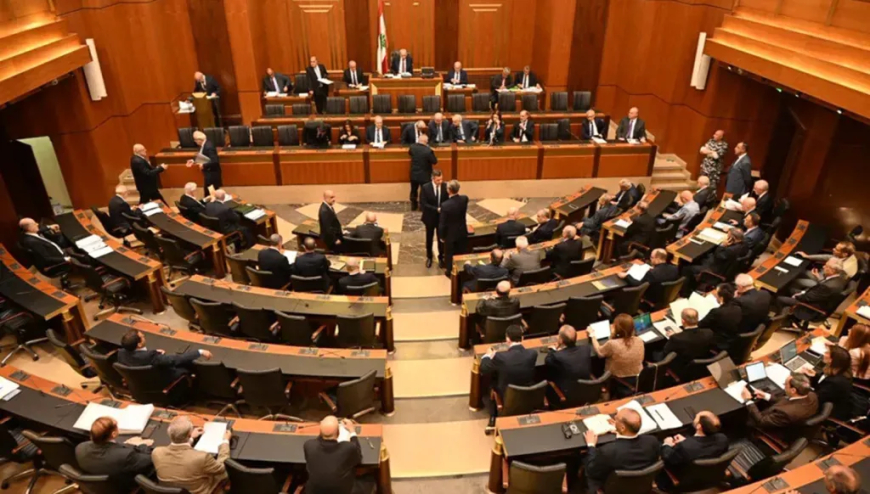 "القوات" مع شخصيات سنيّة لخوض "نزالات سياسية"