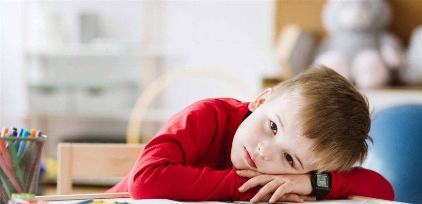 لبناء شخصية الطفل .. ما الطريقة الأفضل؟