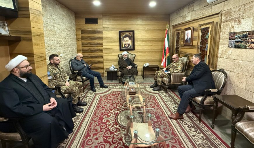 قائد القطاع الغربي في "اليونيفيل" زار مفتي صور مهنئا بالاعياد