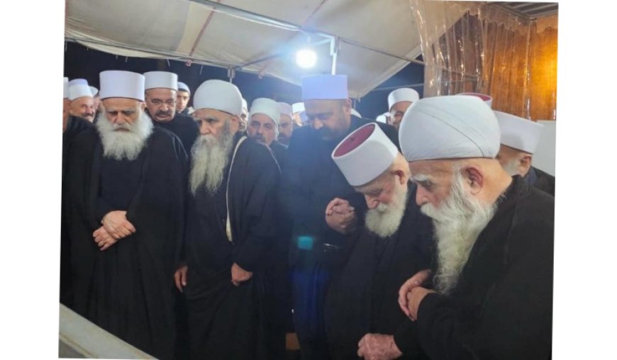 شيخ العقل مهنئاً بالأعياد: للتطلع بأمل ورجاء  من أجل قيام وطننا من كبوته