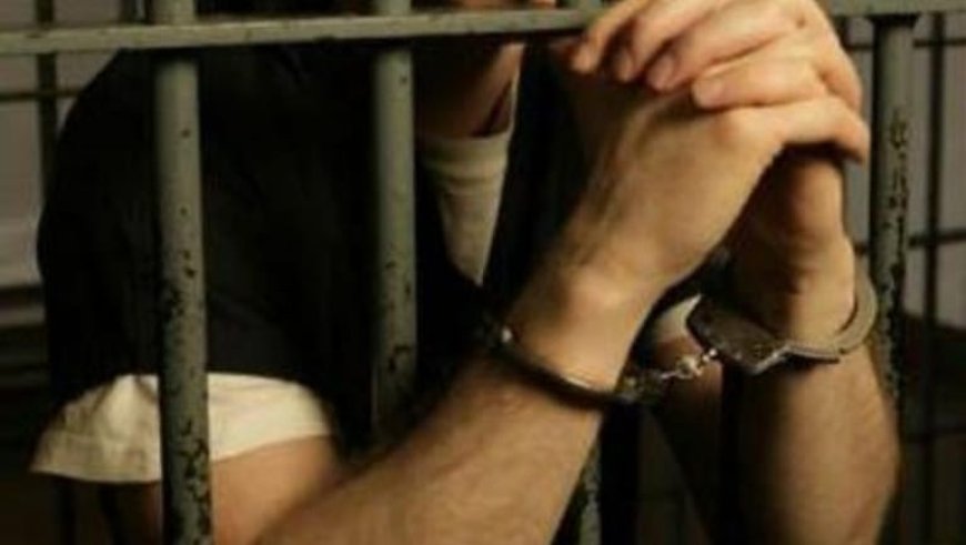 قام بترويج عملة مزيفة في الكورة.. فأوقفته مخابرات الجيش بالجرم المشهود