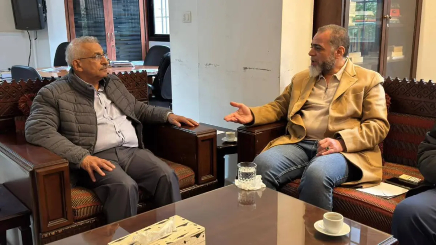 أسامة سعد عرض مع وفد "فتح" أوضاع المخيمات والتقى قدامى "كشافة الجراح"