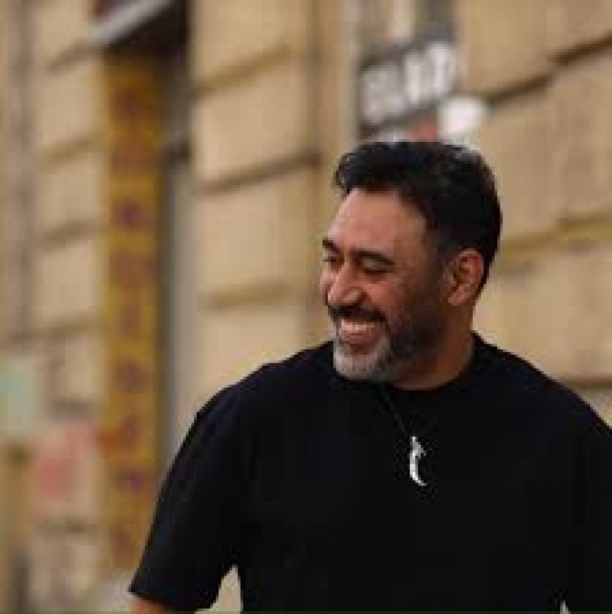 عمرو مصطفى: صانع "موسيقى بهجة الروح"