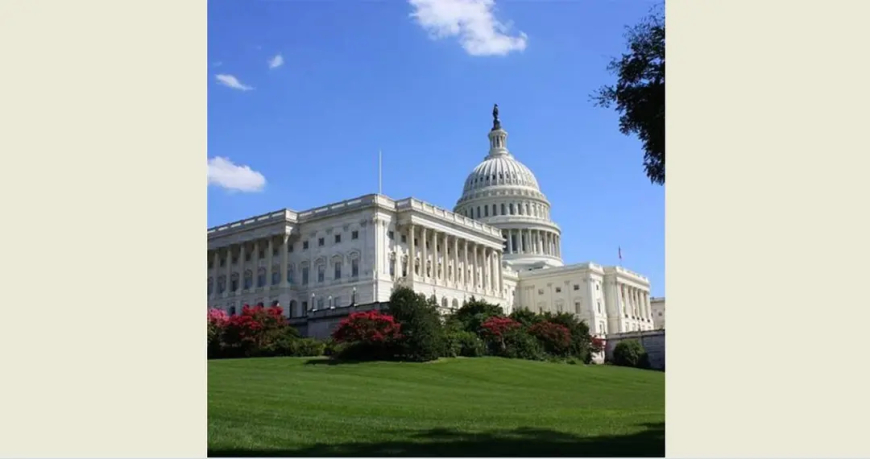 فرق فنية تلغي عروضا مقرّرة لها في مركز كينيدي احتجاجا على تعديل تسميته