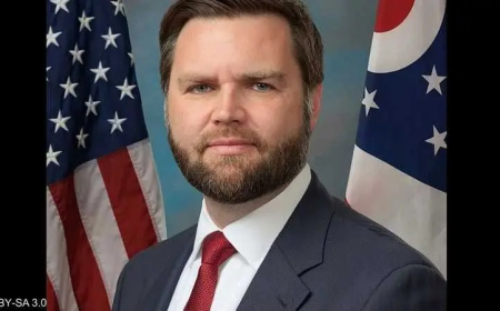 نائب الرئيس الأميركي: ترامب عرض على مادورو أكثر من مخرج