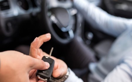 جرب السيارة بقصد الشراء.. فسرقها