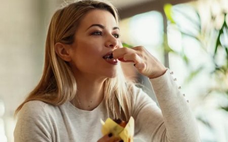 لا تتناولوا الوجبات على فترات.. اليكم السبب