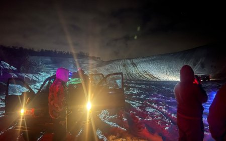 إنقاذ عائلة احتجزتها الثلوج