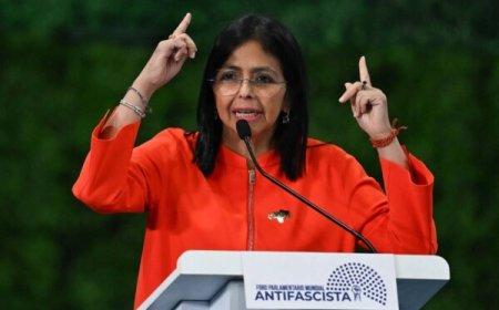 رئيسة فنزويلا بالوكالة: سنستخدم عائدات النفط المباع إلى الولايات المتحدة لدعم العملة الوطنية