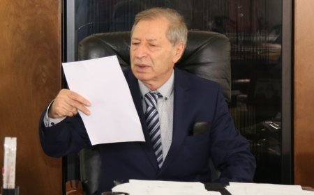 أي فكر يسكن ترامب في سجاله والخامنئي