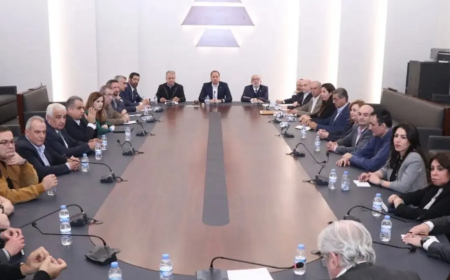 الكتائب: تصريحات مسؤولي حزب الله خرق لقرار وقف النار