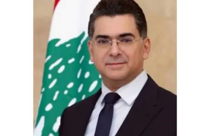 كيف علق وزير الاعلام على استهداف الصحافيين في قناريت؟