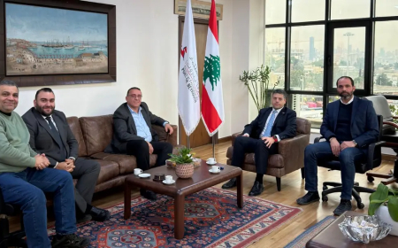 وفد من "تيار المستقبل" زار النفي وتأكيد اهمية تفعيل الدور النقابي لما فيه مصلحة العاملين في المرفأ