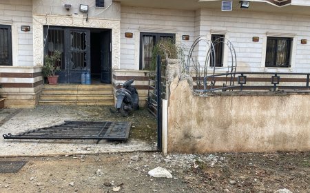 رغم استهدافه مرتين.. نجا من الغارة