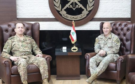 وفد أميركي عند قائد الجيش