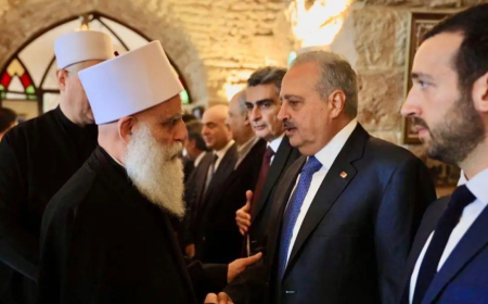 شيخ العقل زار ارسلان في خلدة معزيا بشقيقته وتفقد قرى في غرب عاليه واستقبل شخصيات