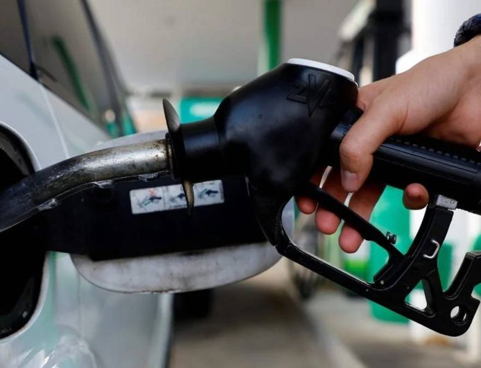 ارتفاع متفاوت في أسعار المحروقات