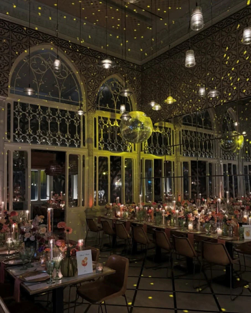 بعد "التعري" بمطعم في الأشرفية.. القضاء يتدخل