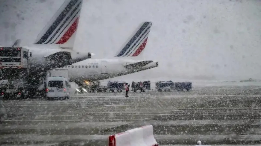 الغاء 140 رحلة جوية في باريس.. ما السبب؟