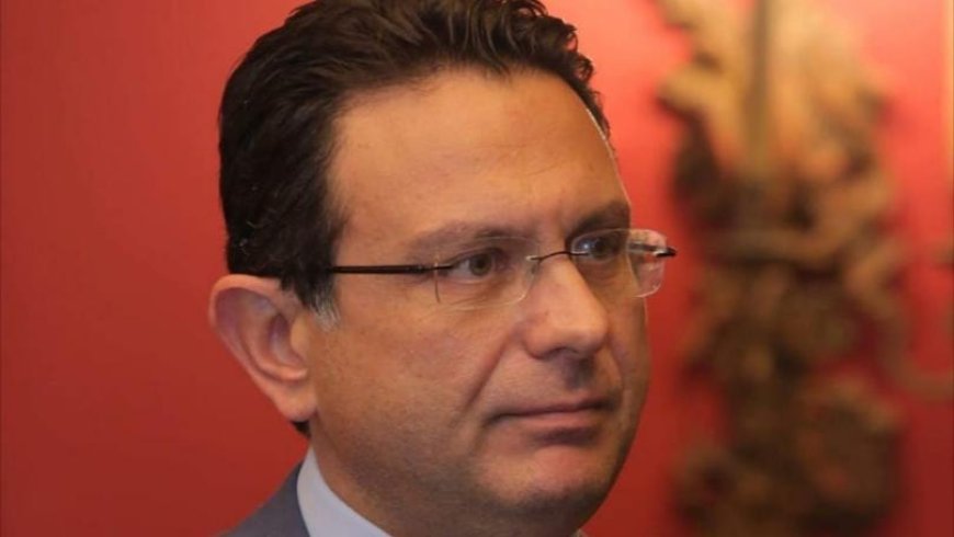 "الأهبل وأهله".. من يقصد فريد هيكل الخازن؟