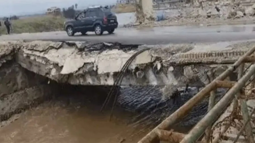 انهيار جديد في جسر العريضة الحدودي المتضرّر منذ العاصفة الماضية