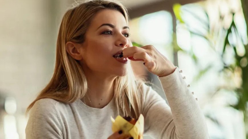 لا تتناولوا الوجبات على فترات.. اليكم السبب