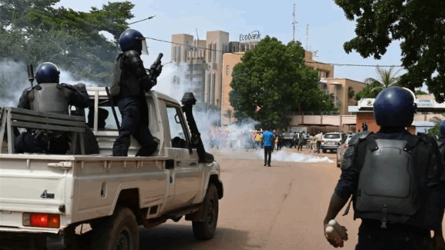 مقتل 11 شرطيا بهجوم في بوركينا فاسو