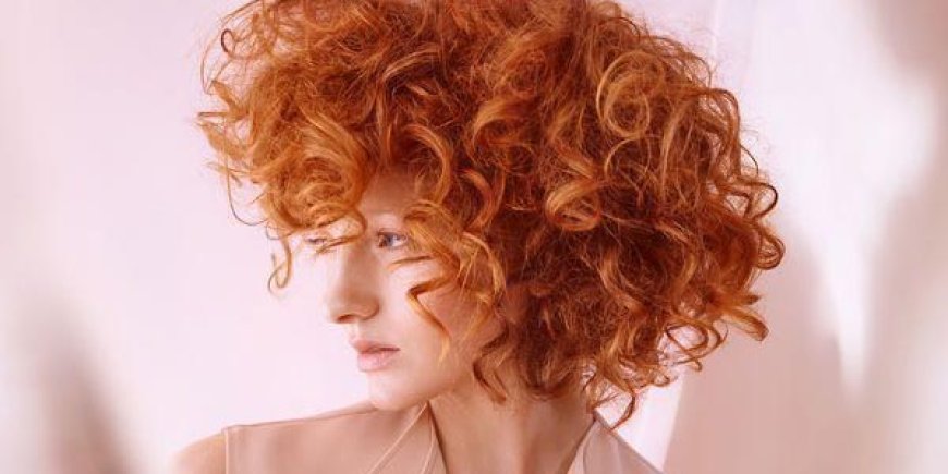 احذروا من رغوات تثبيت الشعر.. اليكم السبب