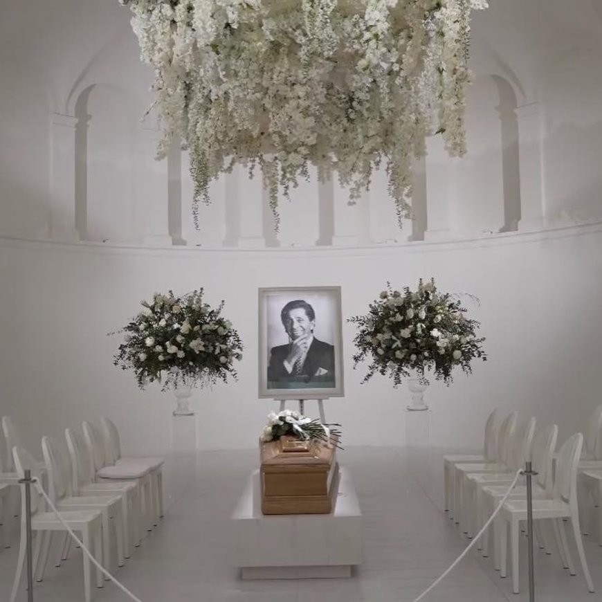 وداع بالأحمر… روما تُشيّع فالنتينو، آخر أباطرة الموضة