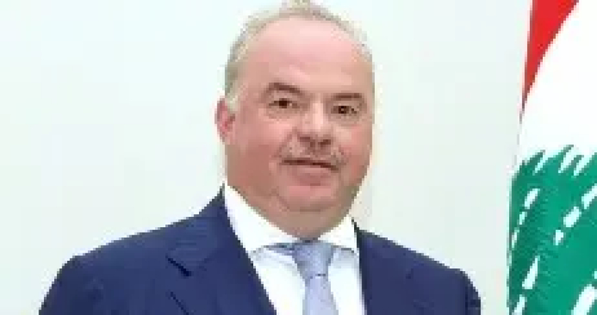 وزير الاتصالات: مؤسف تعرض رئيس الجمهورية لحملات التحامل لمجرد تمسكه بثوابت وطنية تحظى بإجماع