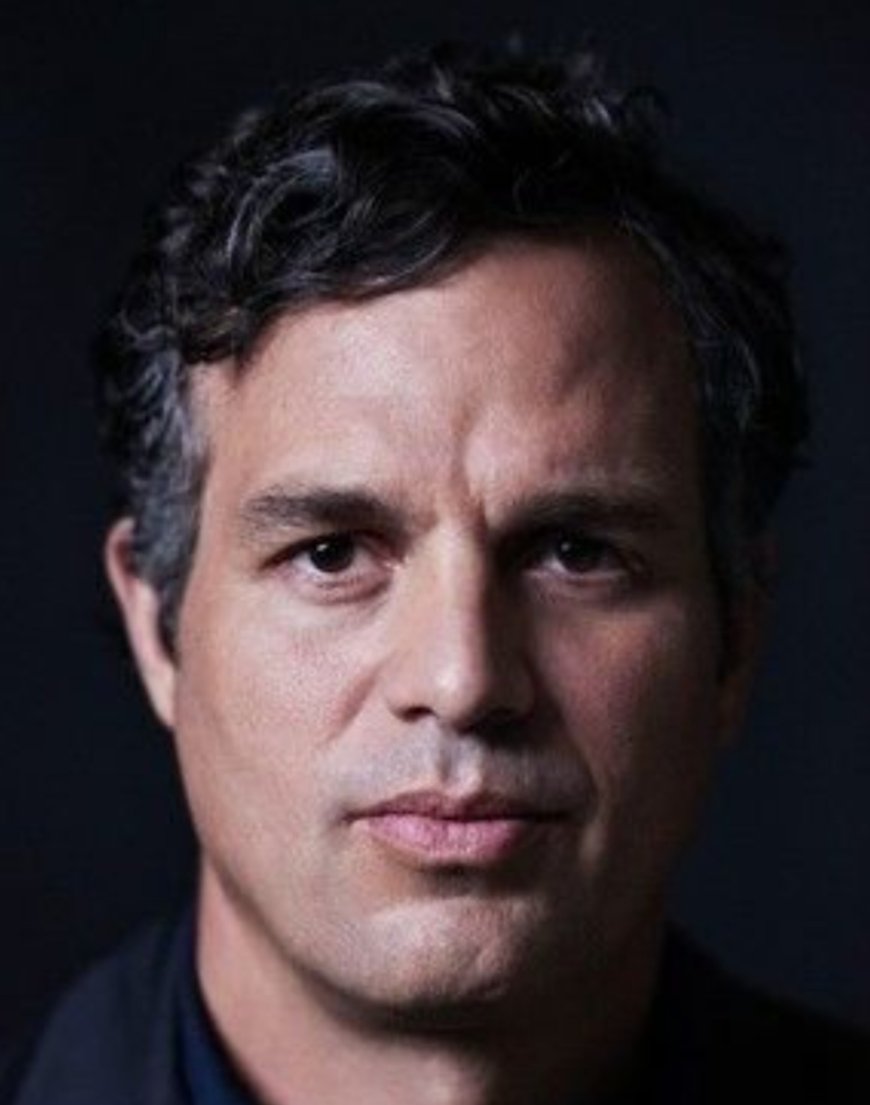 هوليوود على صفيح ساخن: هل تعاقب "ديزني" نجم "هالك" بسبب تصريحاته السياسية؟