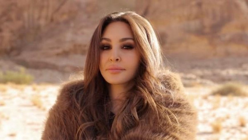 الفرو يعود بهدوء… ويغيّر قواعد الإطلالة الشتوية