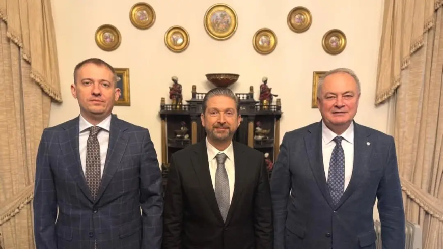 كرامي عرض مع السفير الروسي التطورات السياسية والعلاقات الثنائية