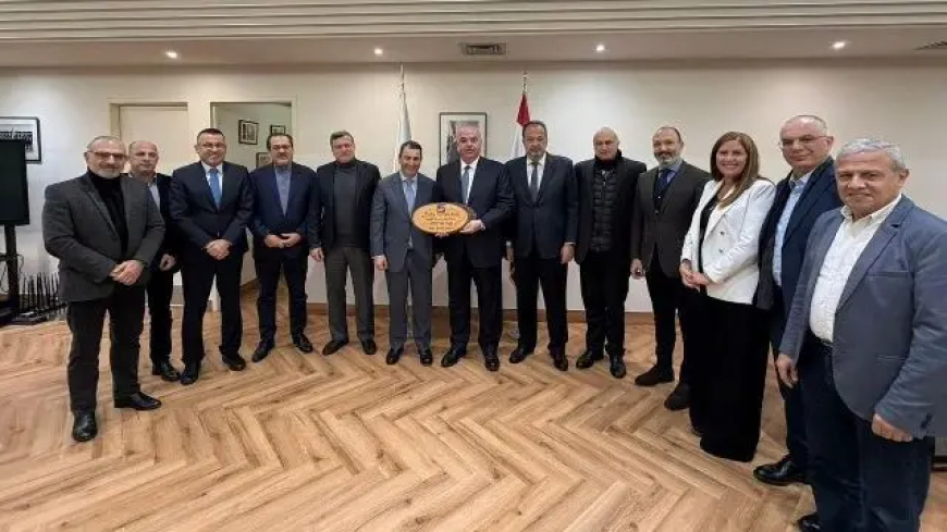 وزير الاتصالات بحث مع إدارة "ألفا" واقع القطاع وخطة تطوير الشبكة