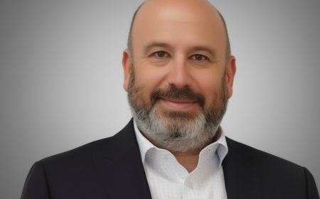 د بيضون للنائب جرادي: نحن كشيعة معرضين نرفض النهج الايرانيولكننا نكن العداء المطلق لاسرائيل