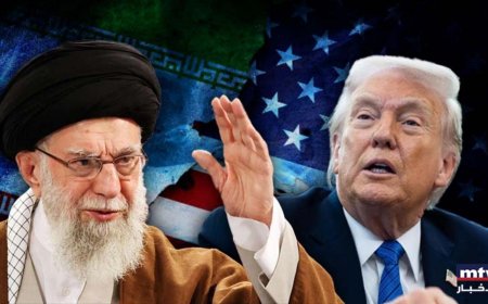 آية الله يجلس مع الشيطان الأكبر