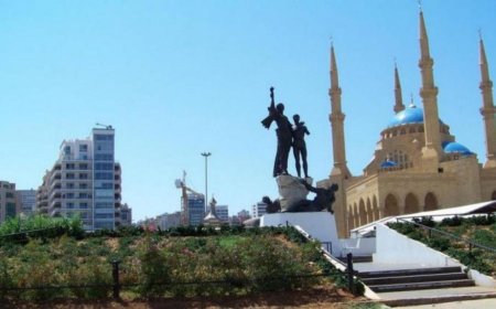 ساحة الشهداء تستعد لإحياء ذكرى الحريري