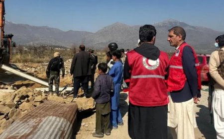 12 قتيلا بانفجار سيارة مفخخة