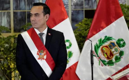 في البيرو.. البرلمان يعزل الرئيس بالوكالة