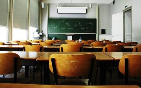 التوقف عن التدريس مستمر في هذه  المدرسة.. اليكم السبب