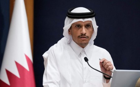 رئيس الوزراء القطري تلقى اتصالا من عراقجي.. وهذا ما تم بحثه