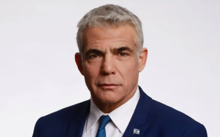 لابيد لإيران: لن نسمح لكم ببناء تهديد صاروخي.. وسنتوحد ضدكم