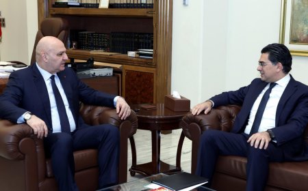 "سنة من عمر الحكومة" بين عون ومرقص