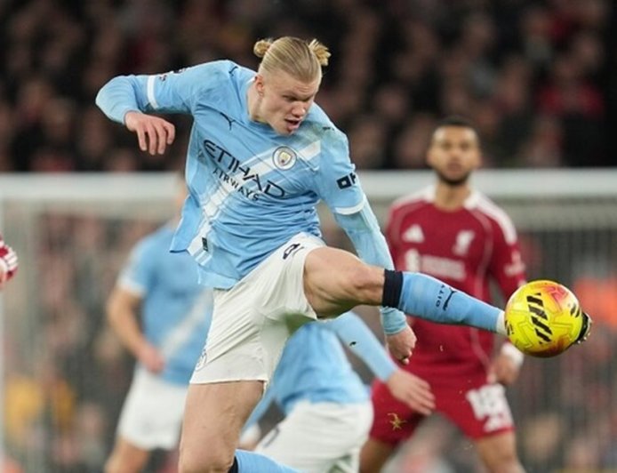 لقب جديد لهالاند بعد صيامه عن التهديف